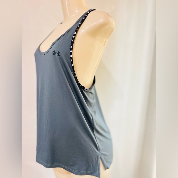 Under Armour top Knockout Tank women’s size Med NEW - Picture 1 of 7